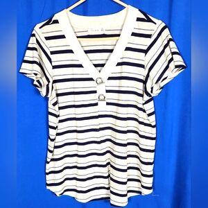 BLACK FRIDAY SALE -Women's shirt, V neck, Size M, Striped, short sleeve, navy bl